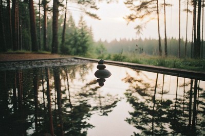 Inside the Mirror: How Your Brain Shapes Self-Belief and Confidence
