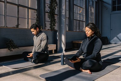 Entrepreneur and athlete practicing brief mindset drills