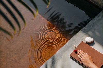 concentric ripples on water symbolizing repeating patterns